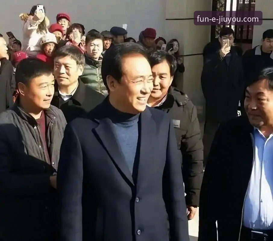 资深用户分享：从3个维度看许家印案，九游平台如何提供深度资讯体验